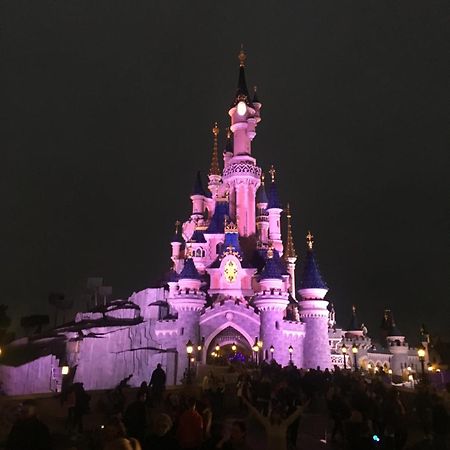 F&B'S Home Disneyland Paris Serris Esterno foto