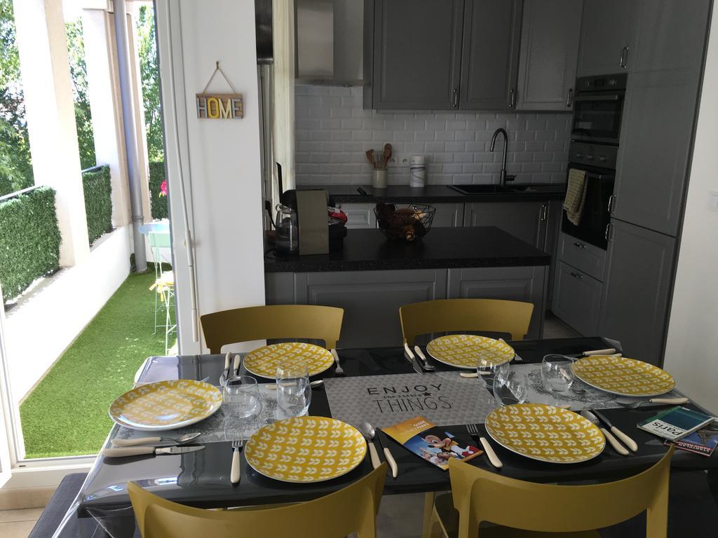 F&B'S Home Disneyland Paris Serris Esterno foto