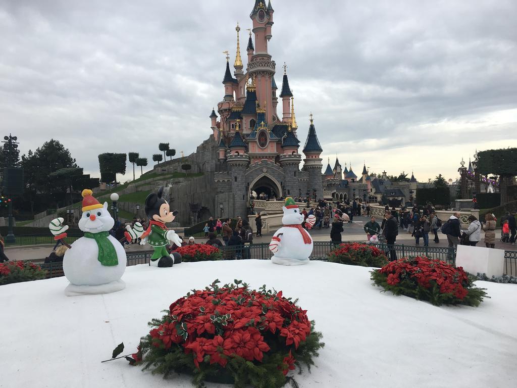 F&B'S Home Disneyland Paris Serris Esterno foto